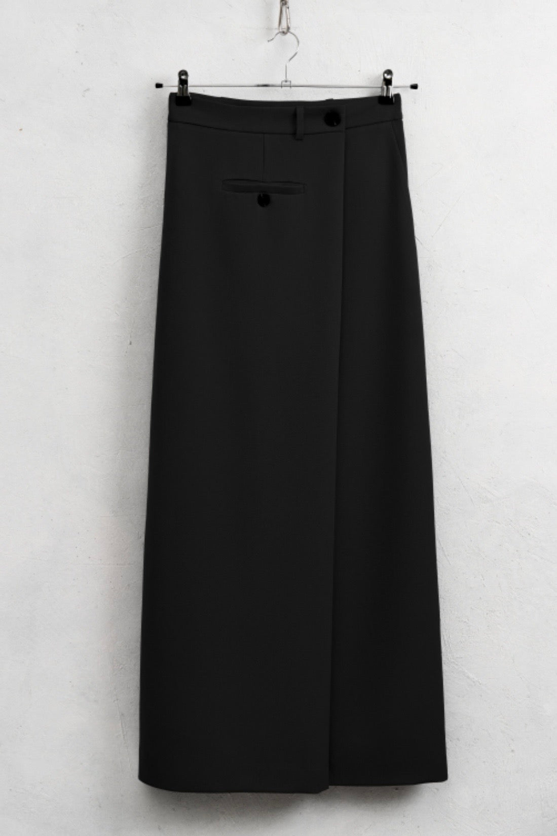 Černá dlouhá sukně