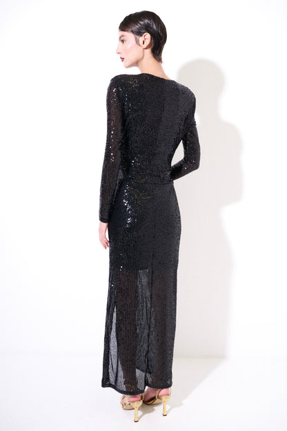 Maxi černé flitrové šaty s rozparkem