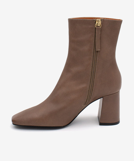 Taupe kotníčkové kozačky