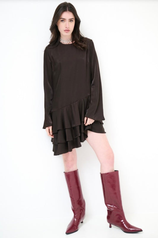 Hnědé asymetrické šaty