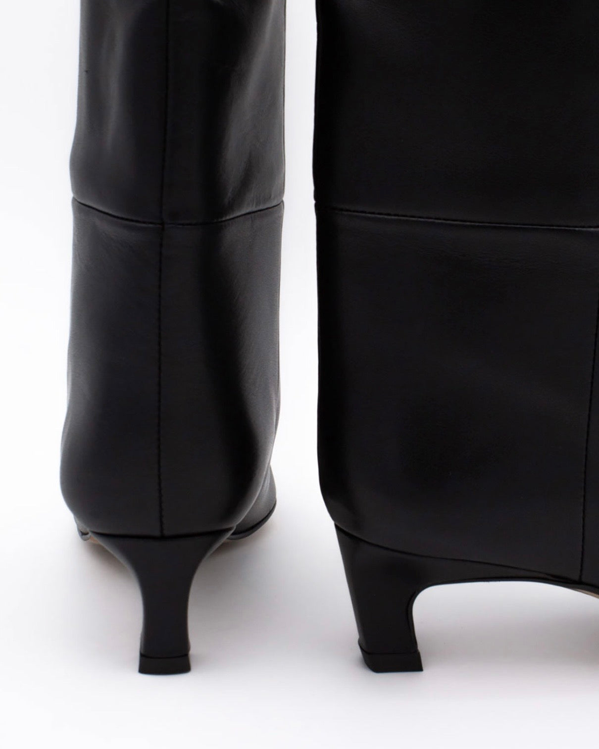 Černé široké kozačky