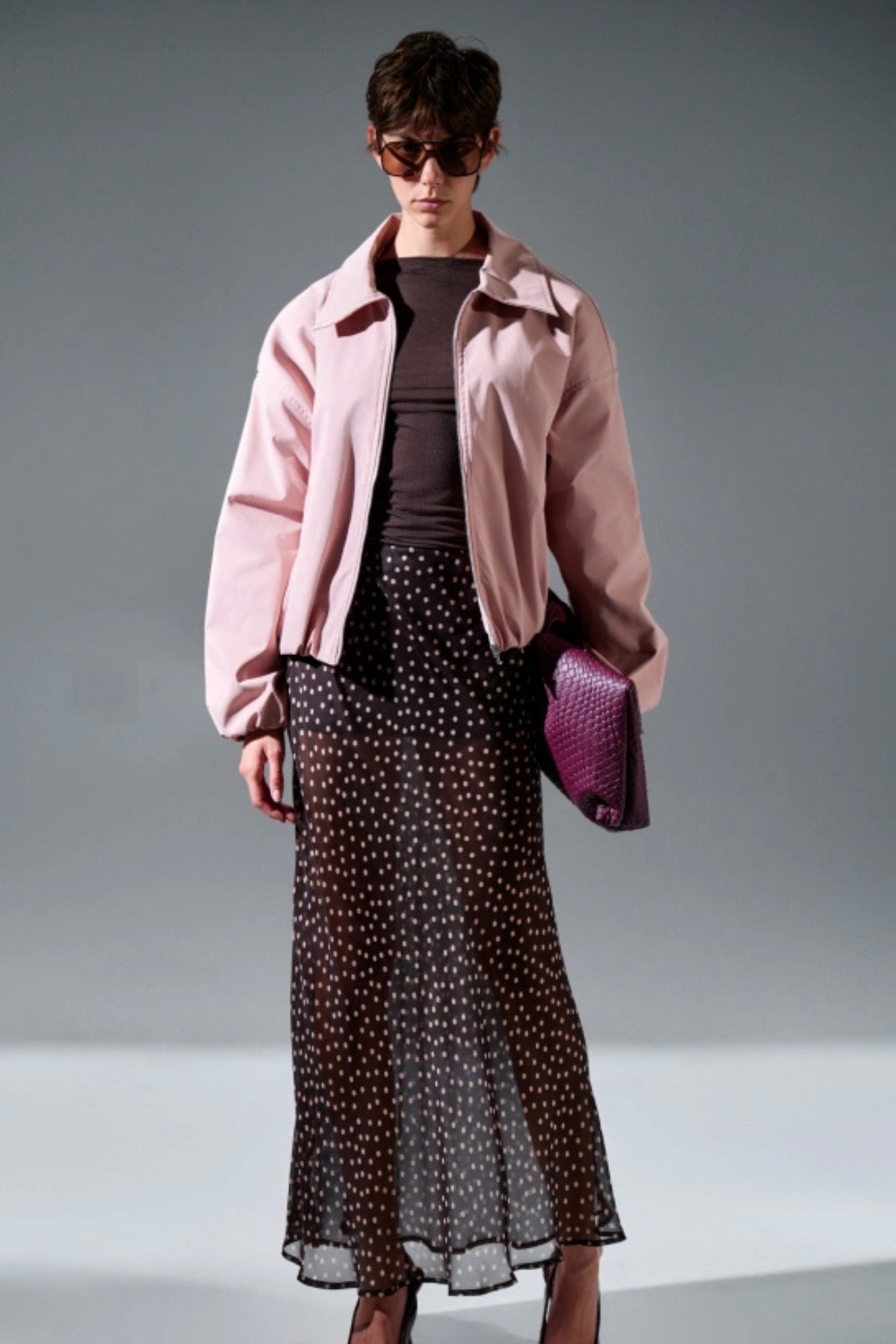 Hnědá puntíkovaná sukně z viskózy a hedvábí