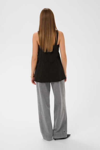 Černý peplum top na ramínka