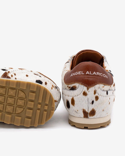 Tenisky s kravičkovým vzorem