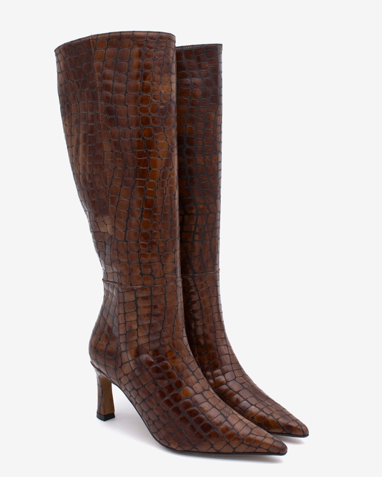 Hnědé vysoké krokodýlí boty na podpatku