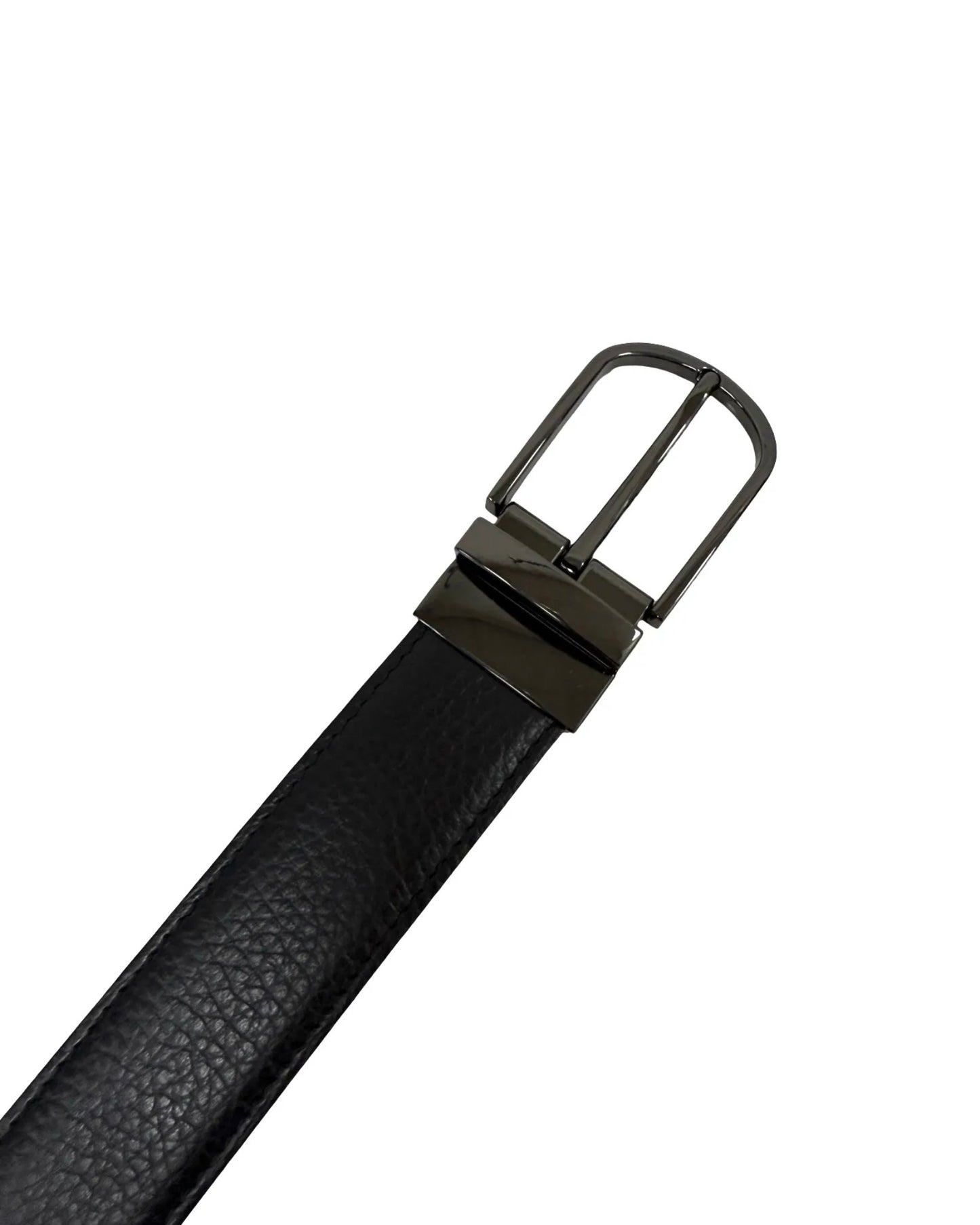 Kožený černý pásek s černou sponou