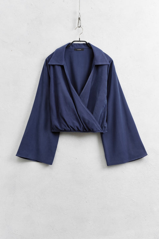 Viskózová modrá halenka s širokými rukávy