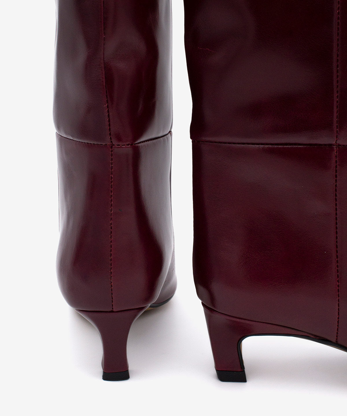 Bordó sloupové kozačky na rovném podpatku do špičky
