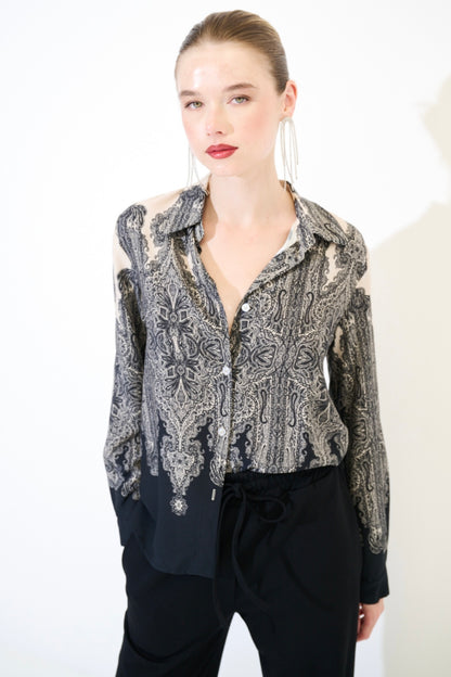 Černobílá halenka ze 100% viskózy