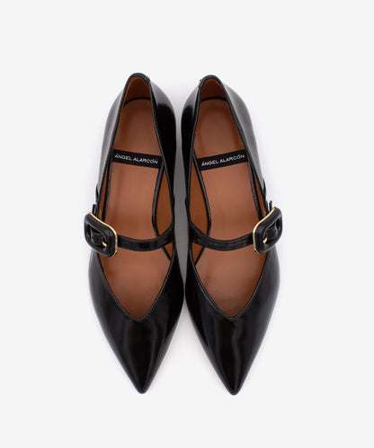 Černé kožené polobotky se sponou