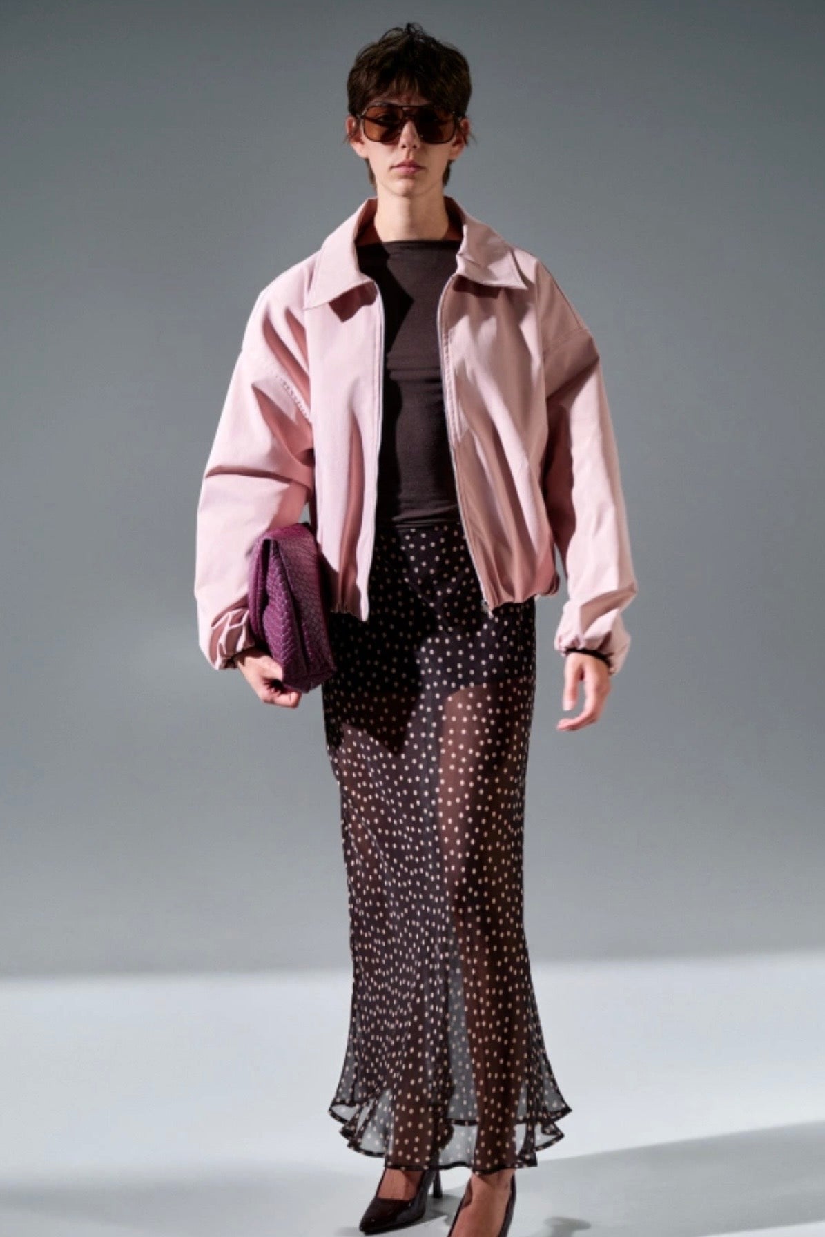 Hnědá puntíkovaná sukně z viskózy a hedvábí