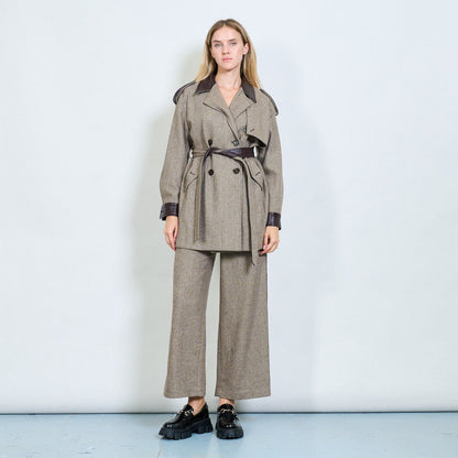 Hnědý kabát na zavazování s 50% podílem vlny