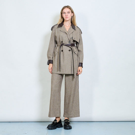 Hnědý kabát na zavazování s 50% podílem vlny