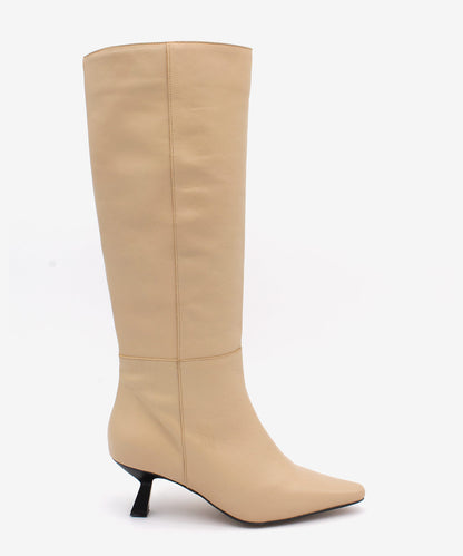 Béžové vysoké kozačky