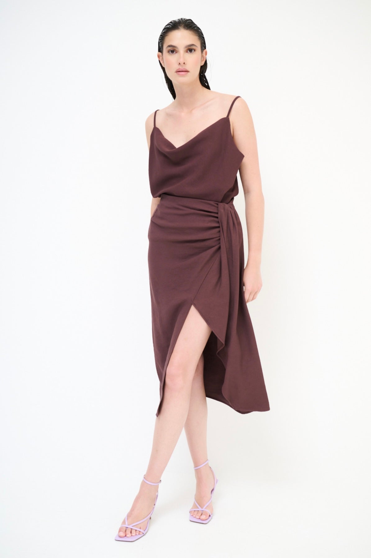 Lilková viskózová sukně s rozparkem