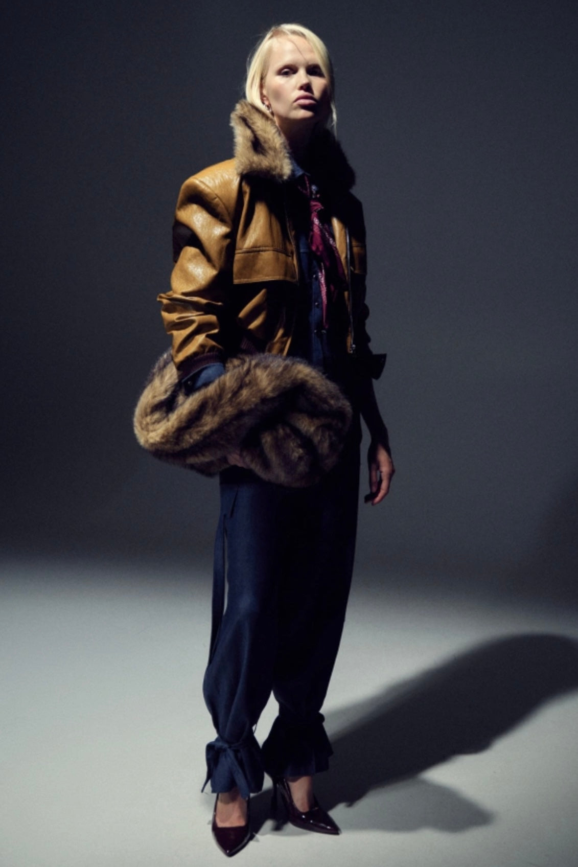 Kalhoty se stažením ze 100% lyocellu