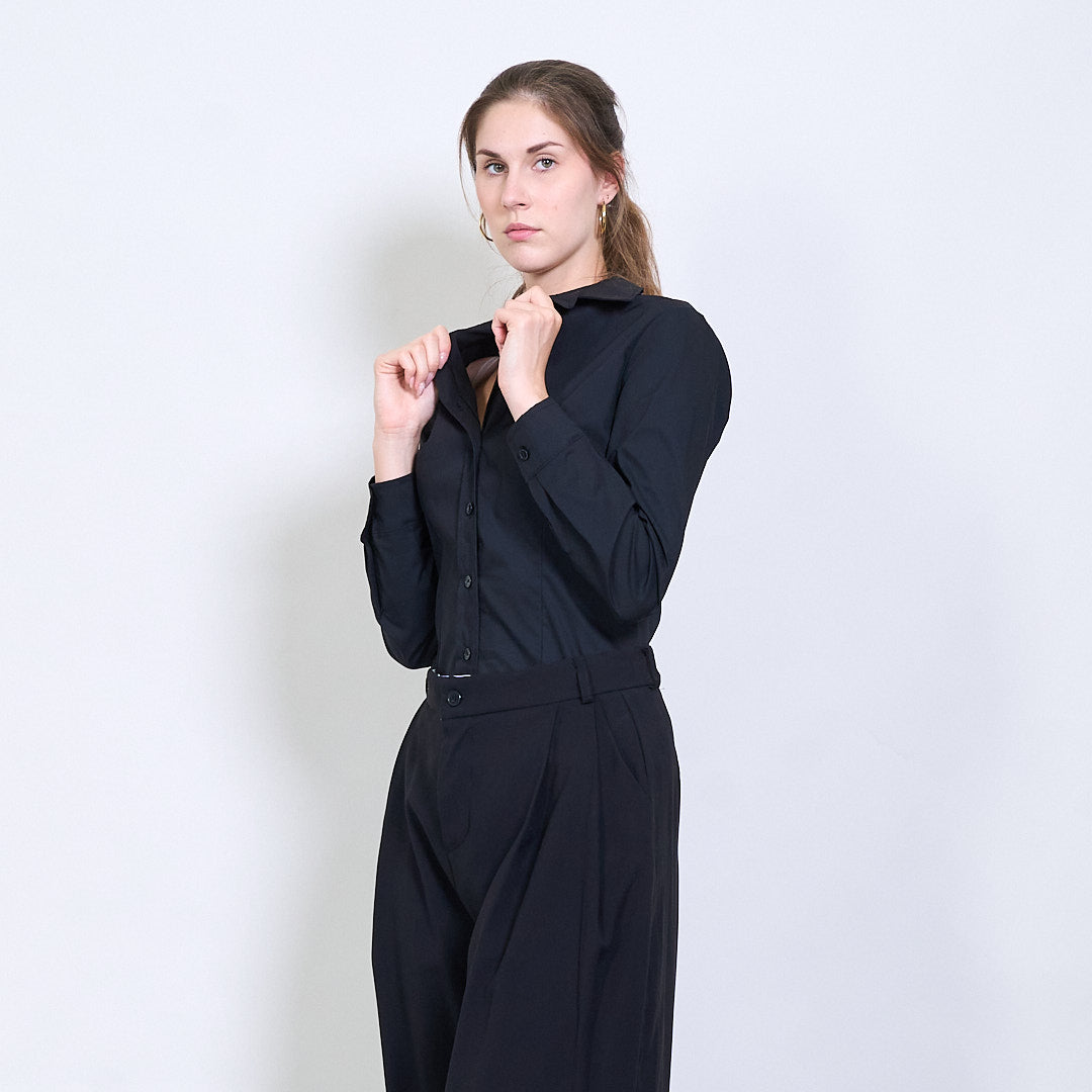 Černá slim košile