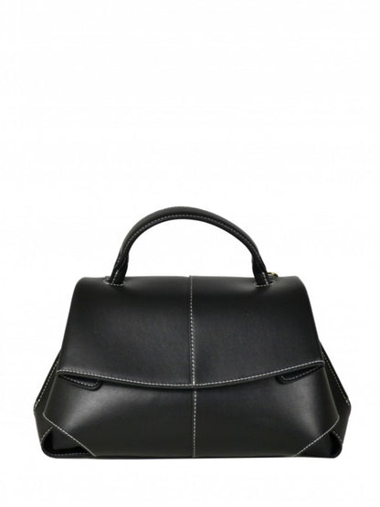 Černá malá kabelka s bílým prošíváním