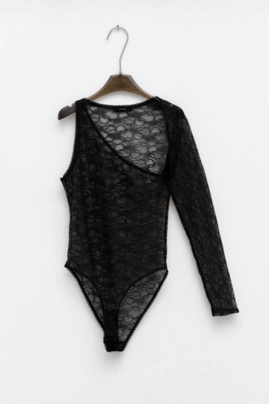 Krajkové asymetrické body