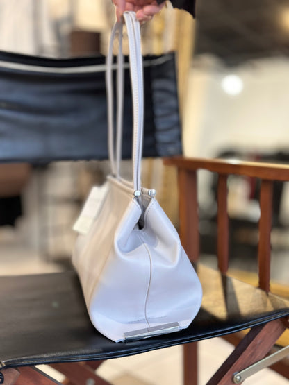 Bílá kabelka z rostlinné kůže LIMITOVANÁ EDICE