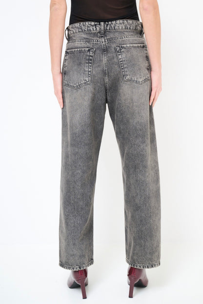 Šedé boyfriend džíny