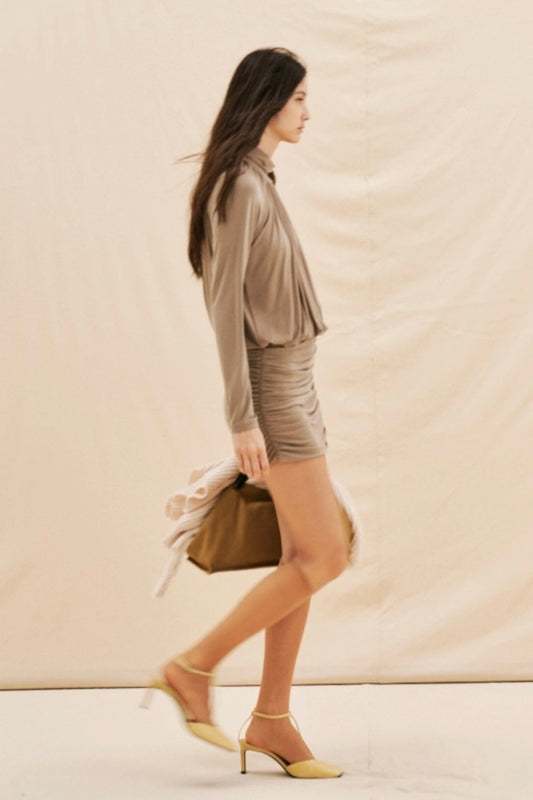 Taupe krátké šaty