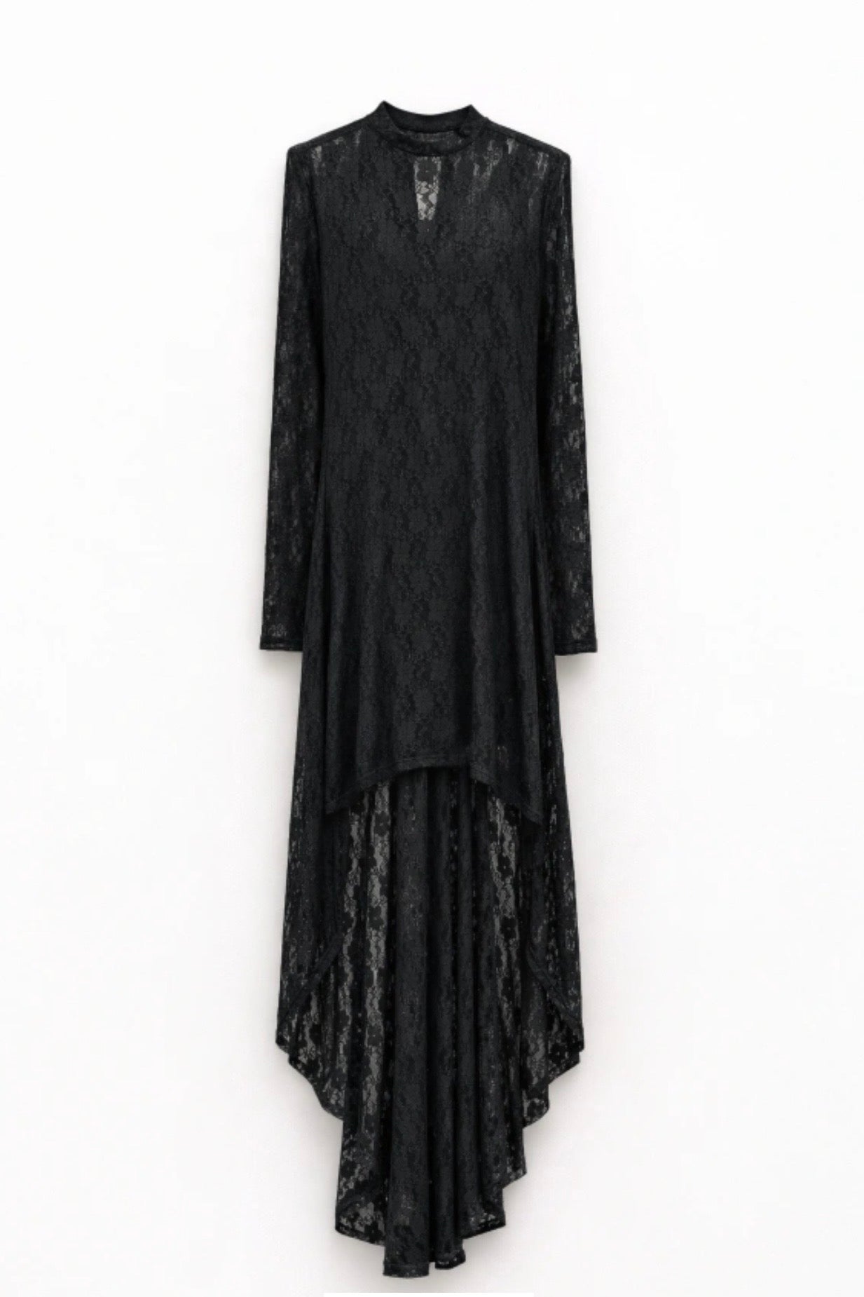 Černé šaty s krajkou