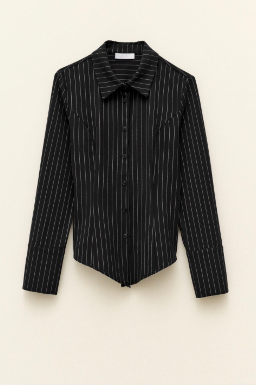Černá košile s proužky