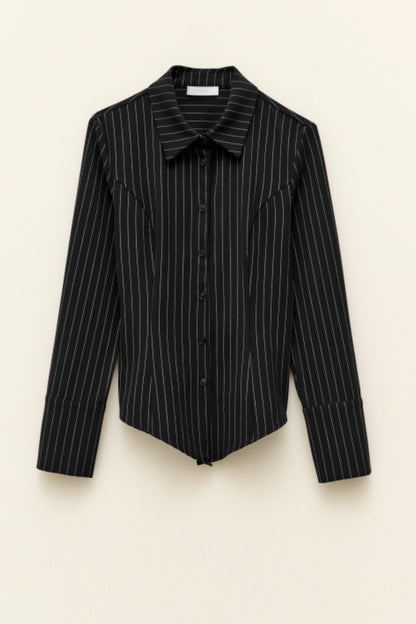 Černá košile s proužky