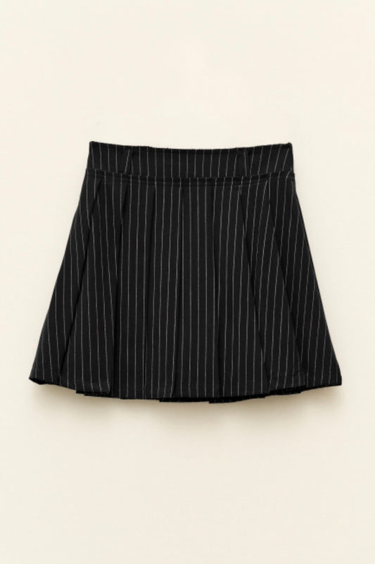 Černá pruhovaná skládaná sukně