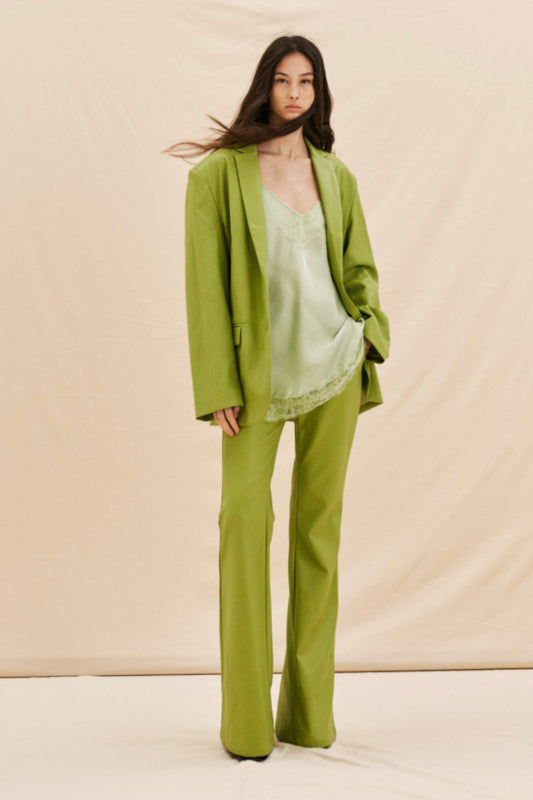 Zelené flared kalhoty z eko kůže