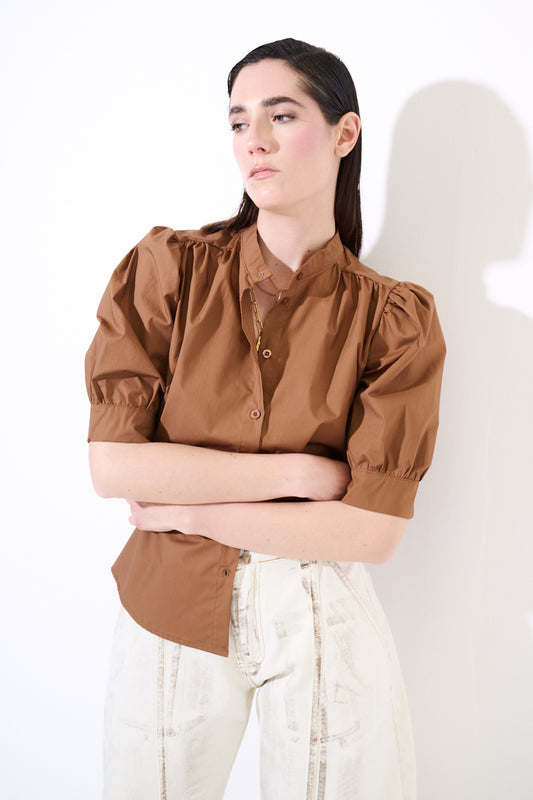 Skořicová košile s krátkým rukávem