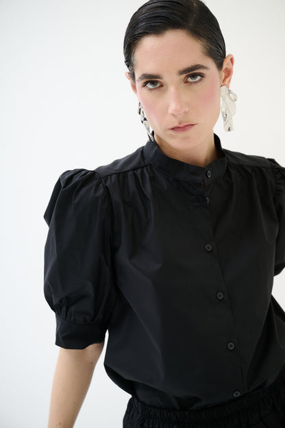 Černá košile s krátkým rukávem