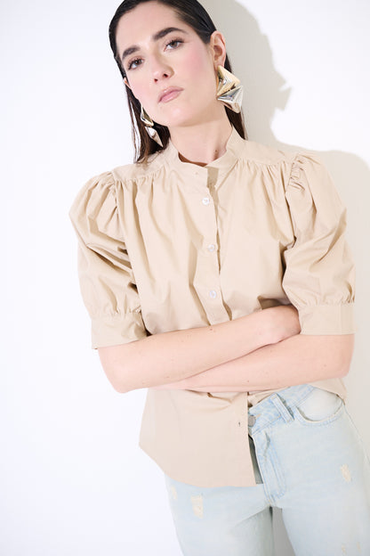 Béžová košile s krátkým rukávem