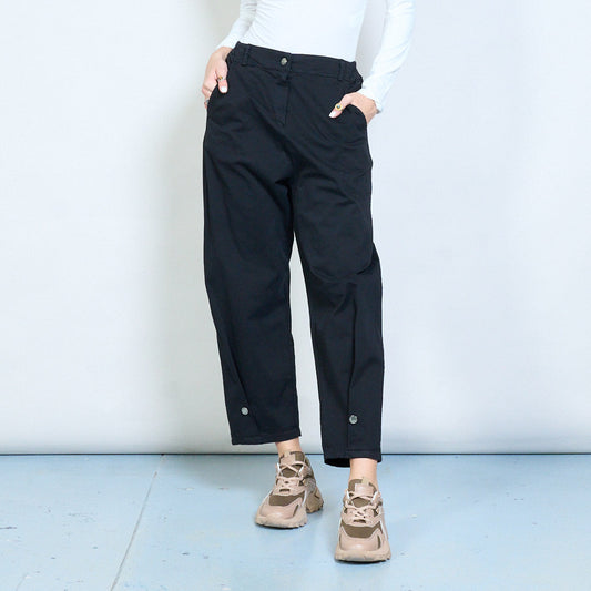 Černé bavlněné kalhoty s gumou v pase