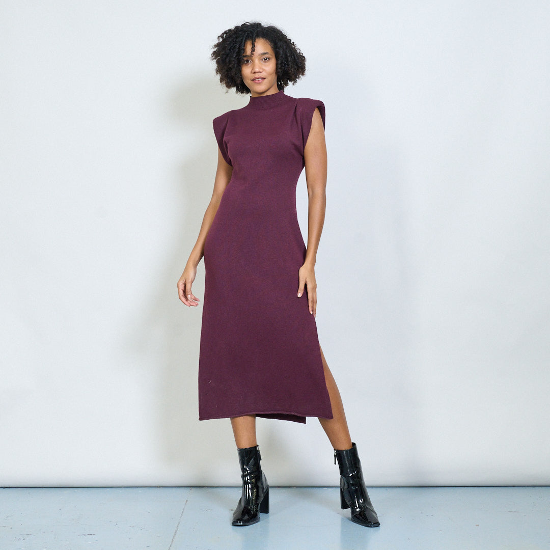 Vínové šaty bez rukávů