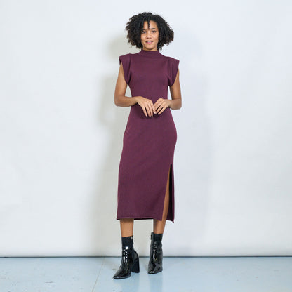 Vínové šaty bez rukávů