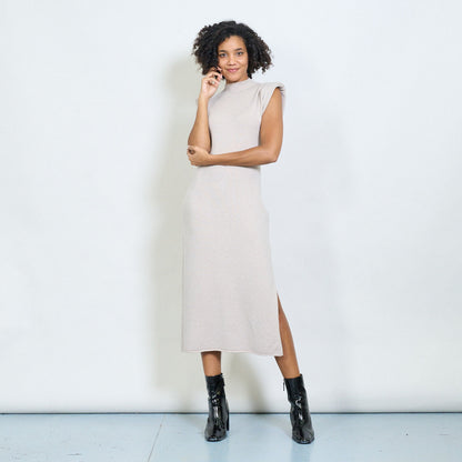 Krémové šaty bez rukávů