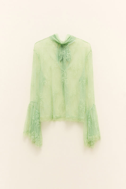 Zelený krajkový top se zvonovými rukávy