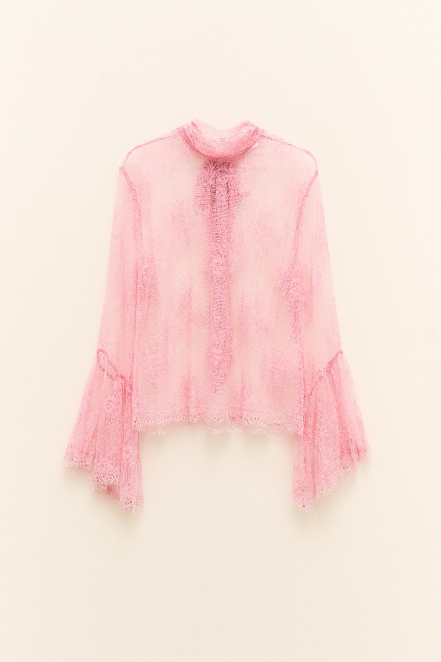 Růžový krajkový top se zvonovými rukávy