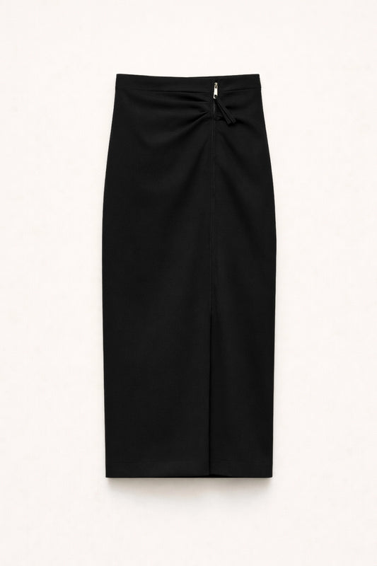 Černá midi sukně