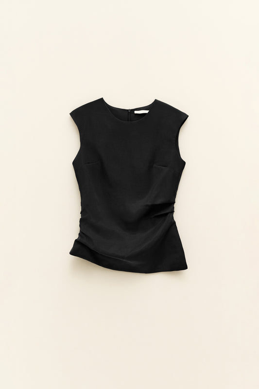 Černý top s řasením