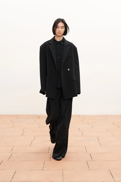 Černé široké kalhoty s pruhy