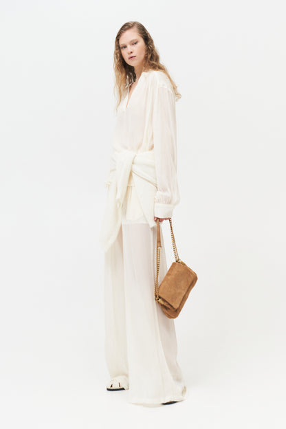 Bílá halenka do V ze 100% rayonu